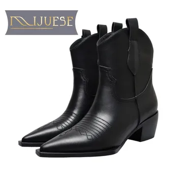 

MLJUESE 2020 women ankle boots cow leather white color brogue style winter short plush high heels boots women boots party dress