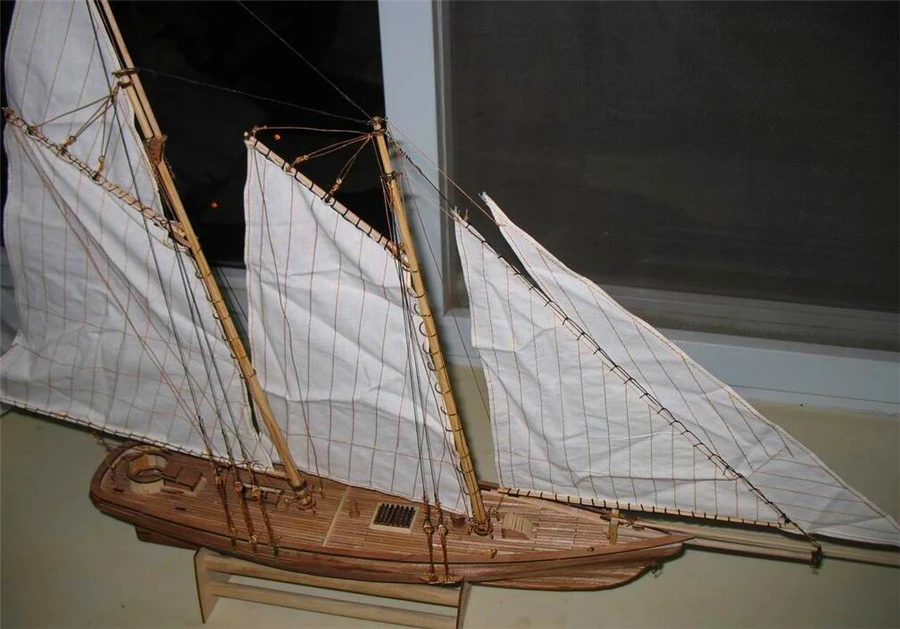 Команчи 100 яхта