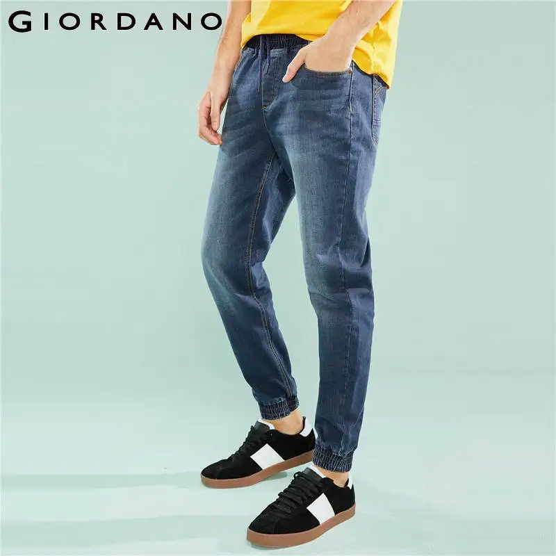 Giordano джинсовые брюки с резиновыми втяжками на поясе и В районе щиколотки имеется