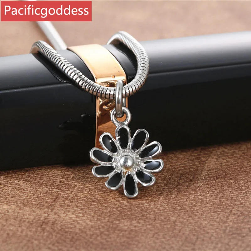 

stainless steel necklaces pendant flower shape