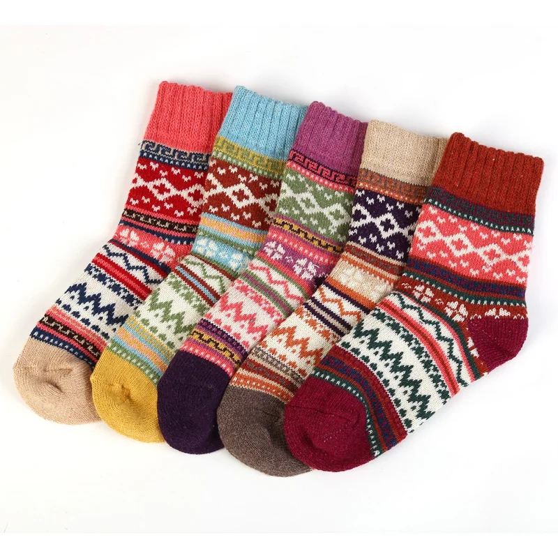 

New Autumn Winter Thicker Warm Women's Socks Sweet Colorful Multi Pattern Wool Blends Retro Art Style Cashmere Home Floor Sock
