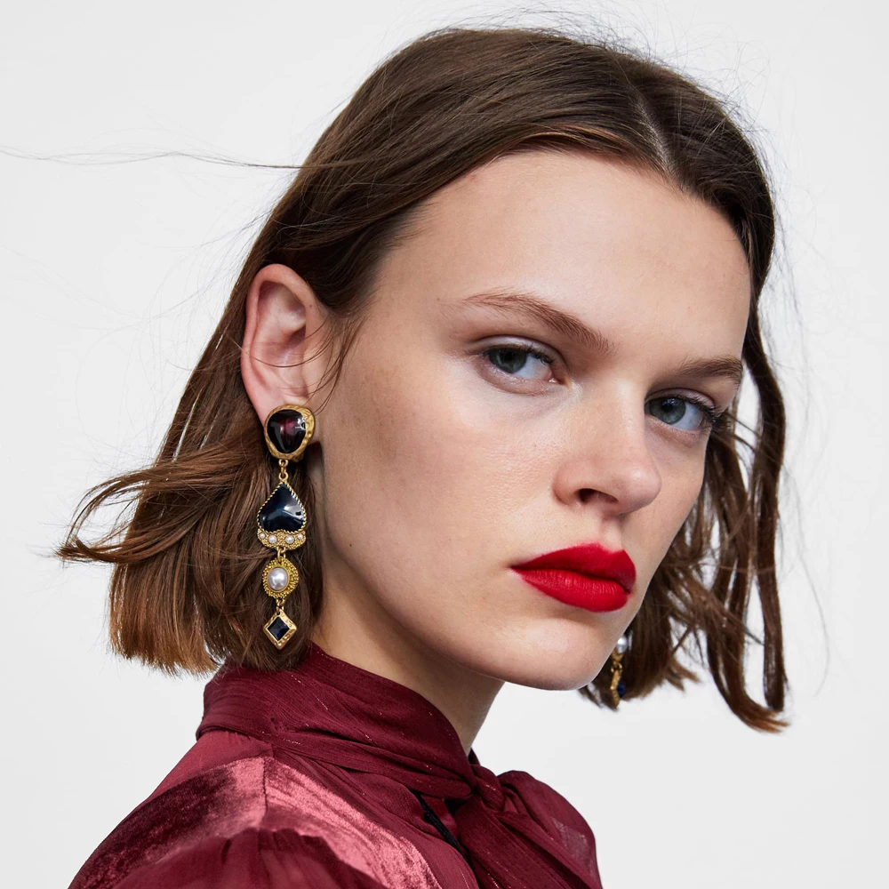 

Girlgo Bohemia ZA Simulated Pearl Bead Heart Drop Earrings Women Statement Rhinestone Long Pendant Earring Maxi Valentine Bijoux