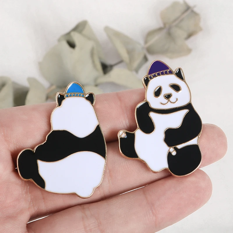 Best 3 colors Panda Pins Panda With Hat Lapel Pins Animal Enamel Pins Badges for Clothes Bags Backpacks Animal Jewelry