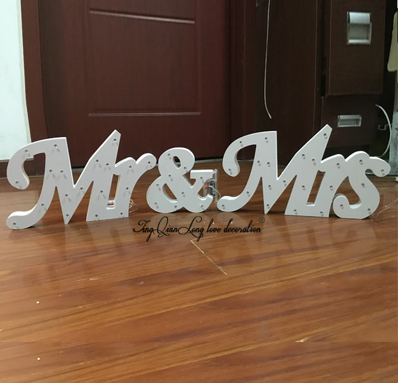 СВЕТОДИОДНЫЕ Буквы Свет MR & MRS signBatteries Работает (не Входит В Комплект) СВЕТОДИОДНЫЙ
