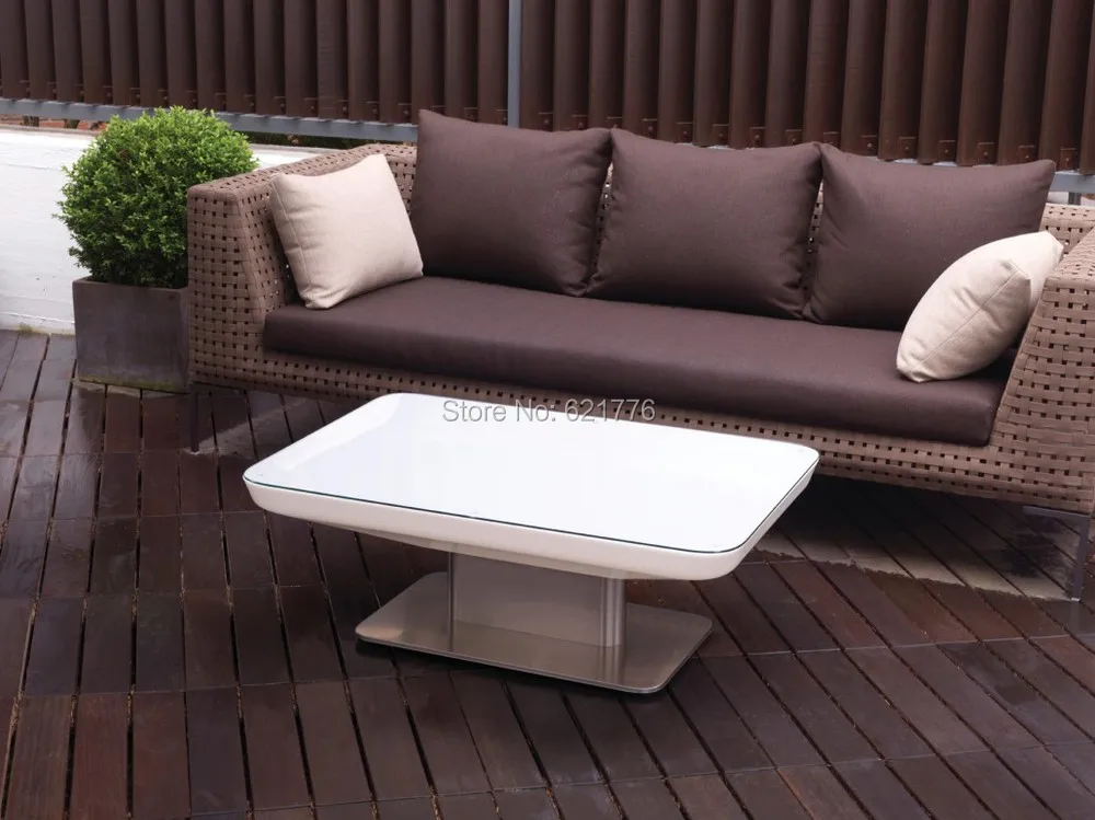 new0414_16-06-02-studio-45-without-light-sofa-72dpi-1030x772