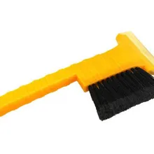 Многофункциональный снег лопатка для льда скребок из говяжьих сухожилий; окна лед скребок для чистки лед, снег, лопата для уборки инструмент с кисточкой