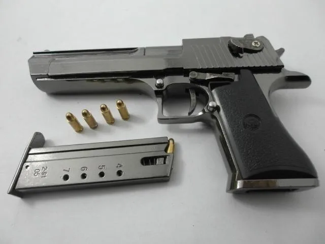 

1/2.05 metal fake gun Desert Eagle Black Ver. gun police handgun toy pistol gun model toy guns metal