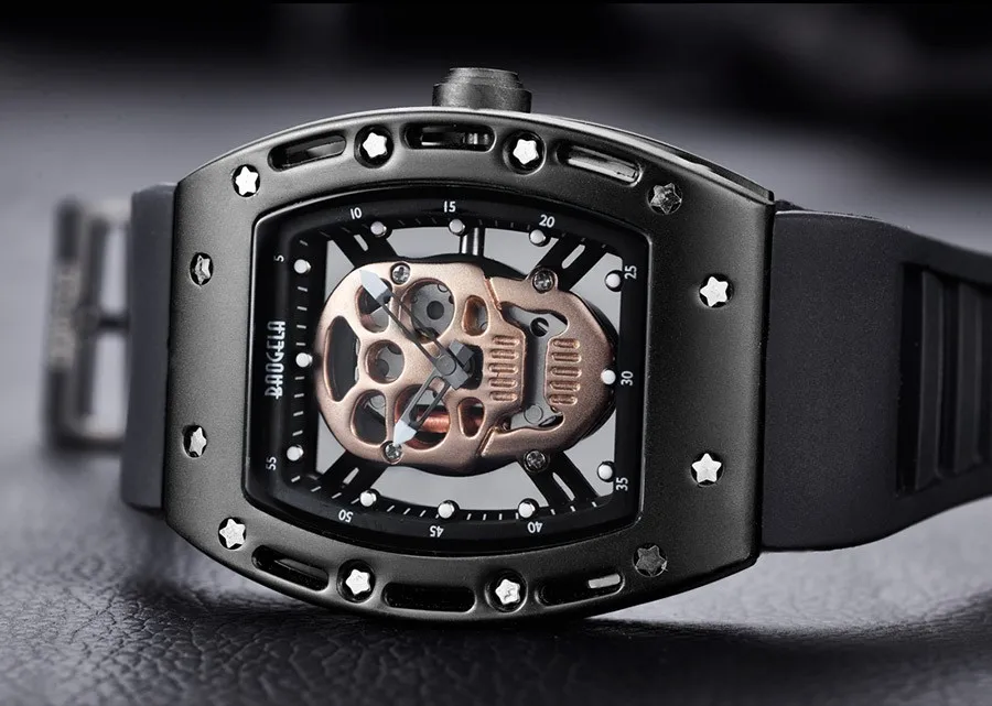 _17 montres Style squelette crâne lumineux