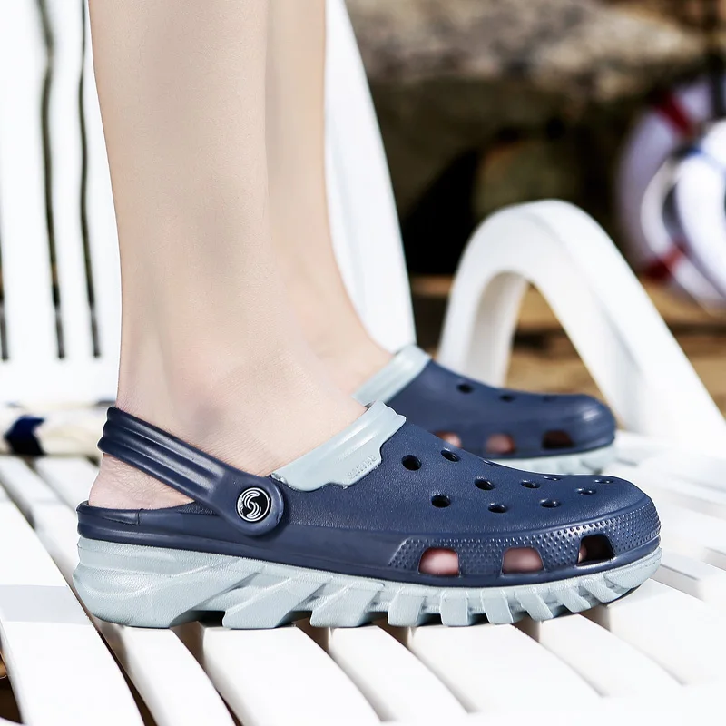 2019 Fashion Hot Sale Luxury Brand Croc Men Black Garden Casual EVA Clogs Male Band Sandals Summer Slides Beach Swimming Shoes