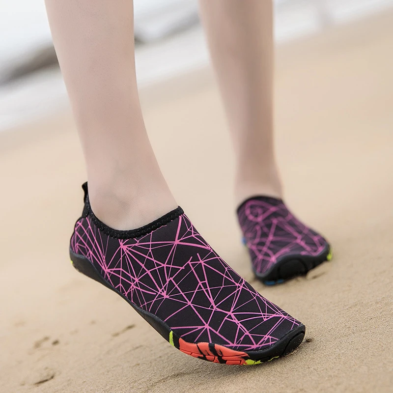 Boys Girls Leisure Summer Outdoor Swimming Water Shoes Beach Shoes Unisex Flat Soft Walking Lover Yoga Shoes Sneaker