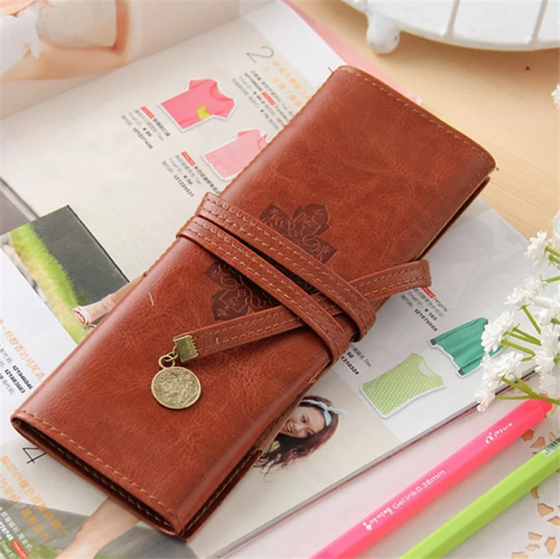 

Women Vintage Cosmetic Bag Twilight Kit Pens Makeup Brushes Bag PU Leather Travel Make Up Bag Toiletry Organizer Holder