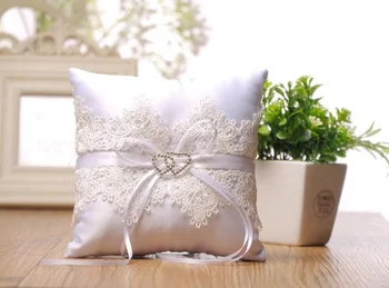

Crystal Beaded Lace Square Wedding Ring Pillows Cheap 2019 Rhinestone Beaded Ring Pillow Wedding Supplier Favors