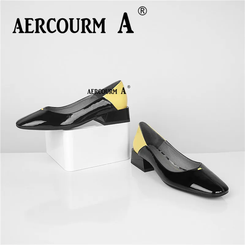 Aercourm A/ г. женская обувь смешанных цветов с заклепками женская обувь из лакированной коровьей кожи туфли-лодочки на низком квадратном каблуке новая весенняя белая и желтая обувь