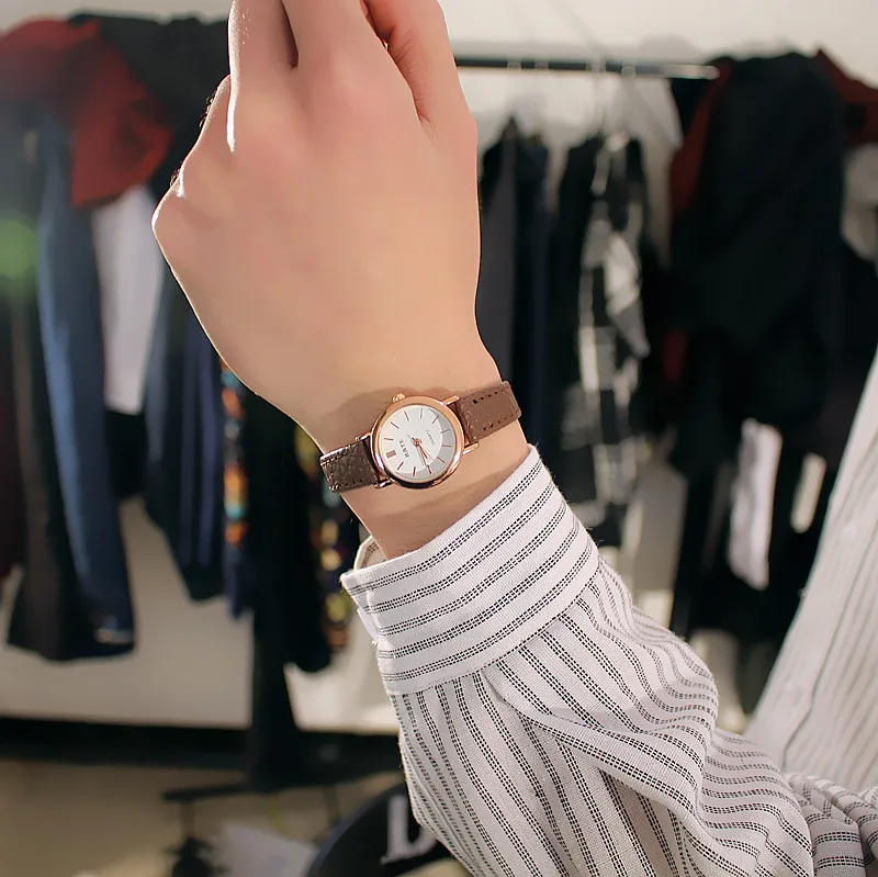 Корейский модный простой ретро небольшой круглый ремень женские часы студенческие часы свежий темперамент женские наручные часы zegarek meski oro