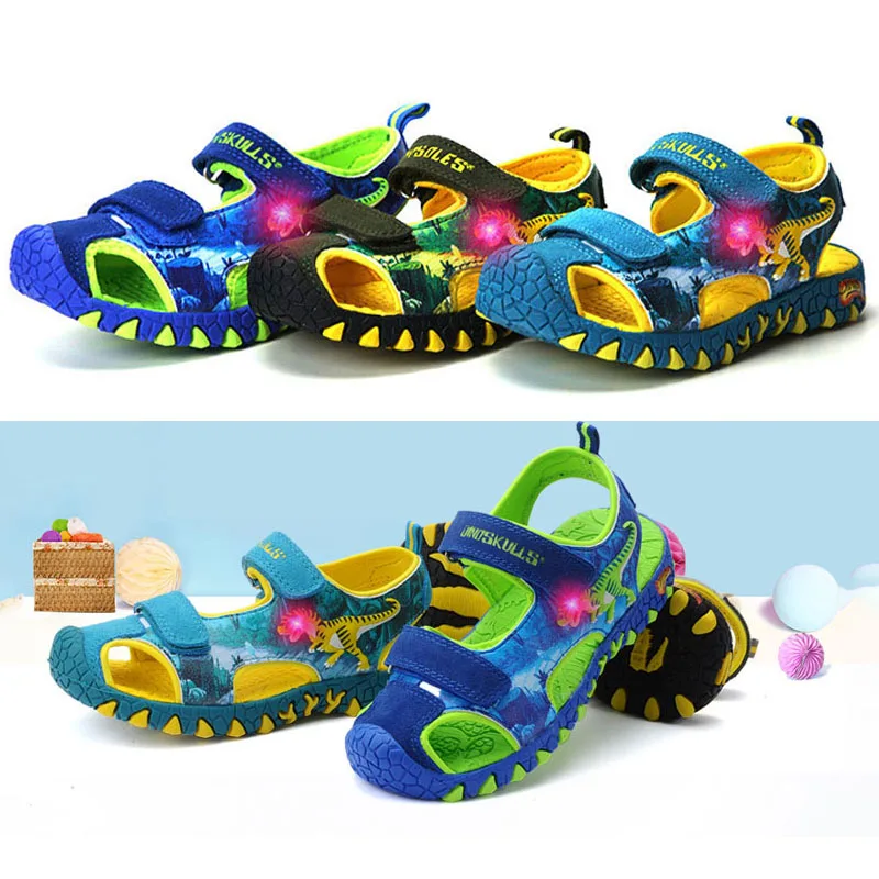 Dinoskulls Boys Sandals Light Up Led Summer Kids Shoes 3D Dinosaur Leather Children Beach Sandals 2019 Anti-Slip Glowing Shoes Dinoskulls Boys Sandals Light Up Led Summer Kids Shoes 3D Dinosaur Leather Children Beach Sandals 2019 Anti-Slip Glowing Shoes