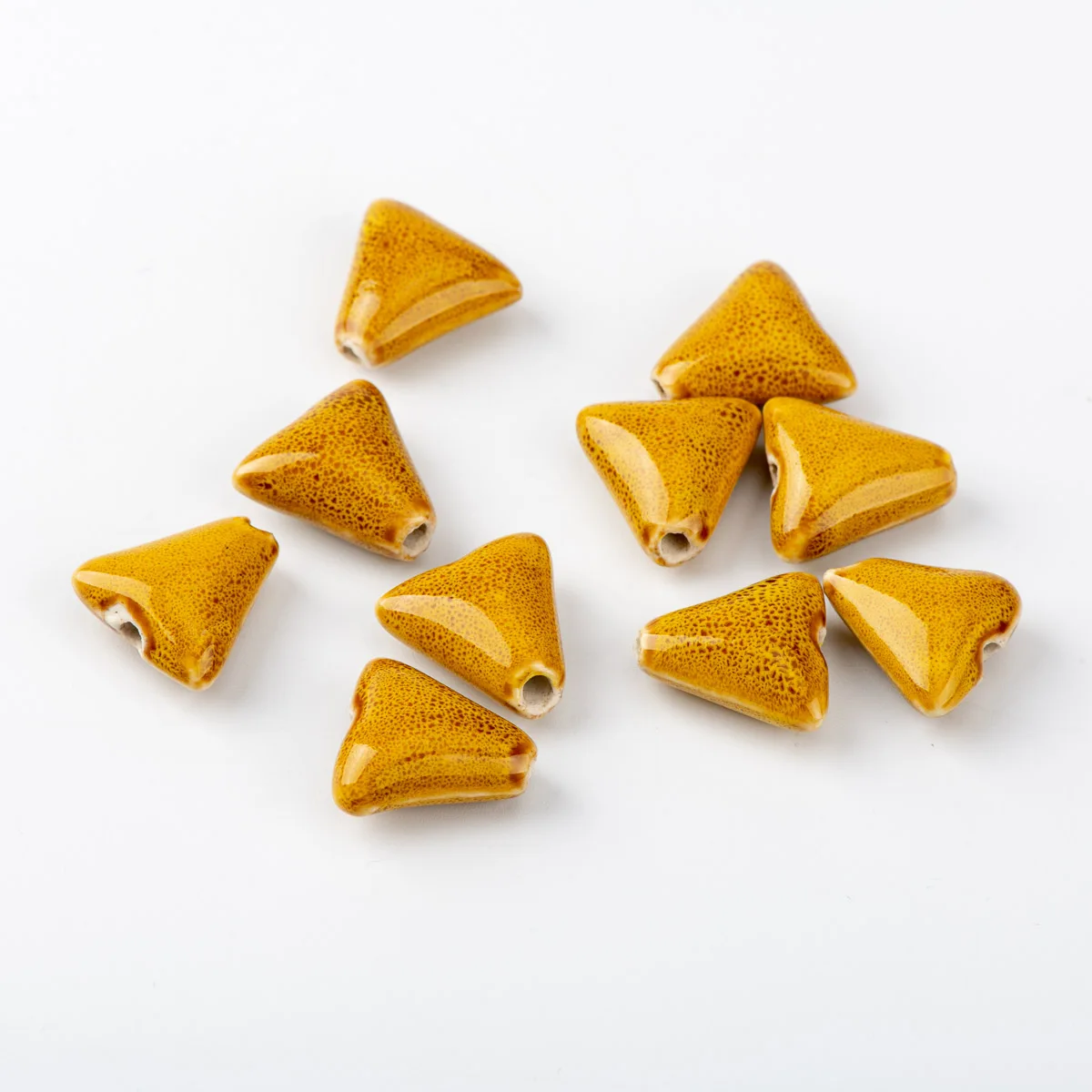 

Triangle Shape Quality Ceramic beads Jingdezhen not hama Quality Ceramics beads 10pieces/lot #A432C