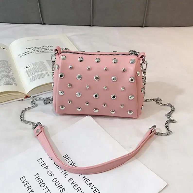 Yogodlns Bags For Women New Fashion Rivet PU Leather Women Bag Diamonds Shoulder Messenger Bag Chains Small Flap Crossbody Bag - Цвет: Pink