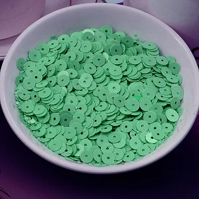 

50g (4000pcs) 6mm Solid Colors Flat Round Sequins For Craft Designer DIY Accessories Middle Hole Solid Green