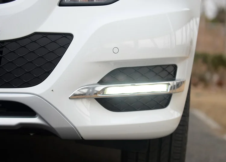 

LED Front Bumper Day Driving Ligh / Lamp For Benz GLK200 GLK260 GLK300 Z2AF081