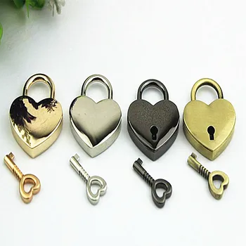 

Four Colors Heart Shape Metal Lock For Bags Handbag Accessories For Bag Alca De Bolsa Metal Purse Frame Accessories Metal Locks
