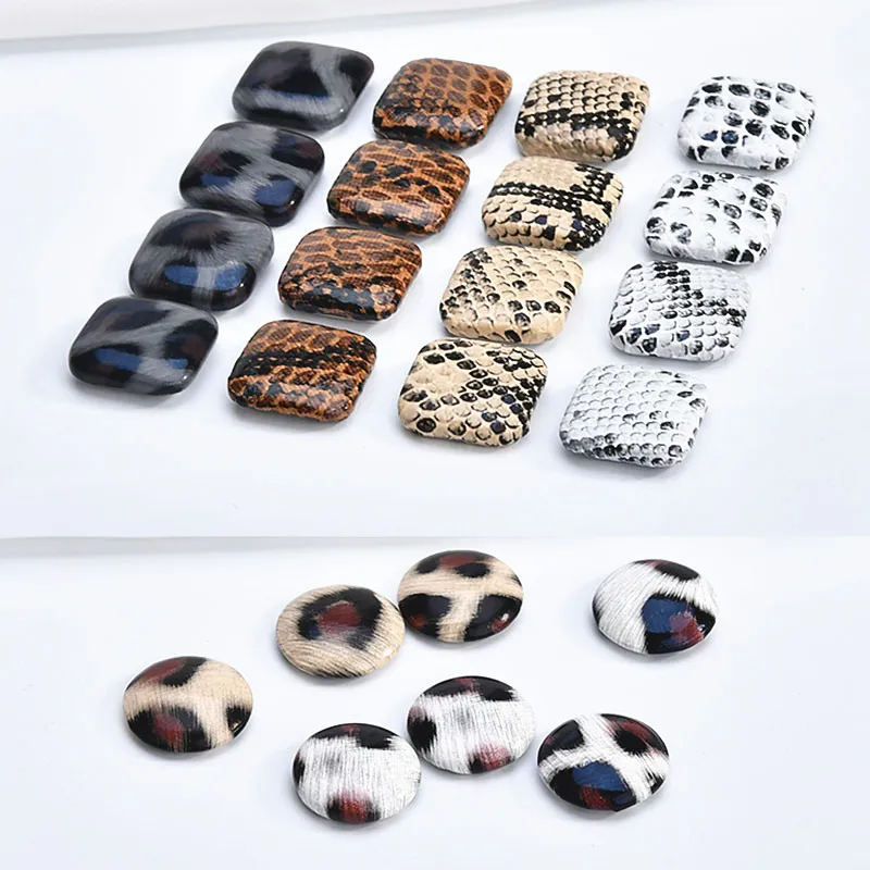 

Wholesale 100pcs/Lot Pu Fabric Paved Leopard Printing Square Round Button Patch Fit Girls Ornament Earring Decoration