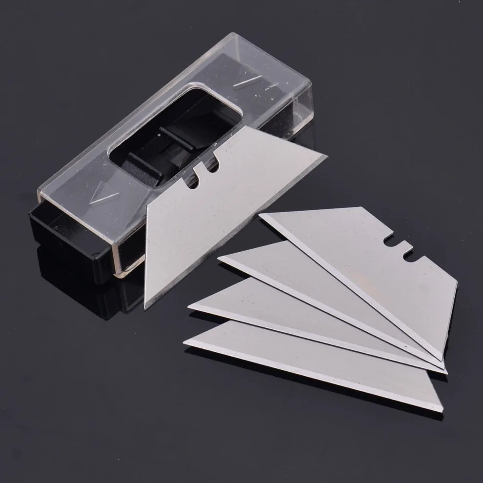 

On Carpenter folding knife blade cutter art blade carpet cutter T-trapezoid blade 5 installed