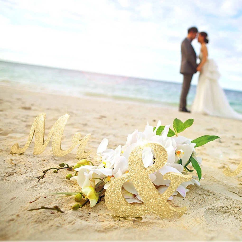 

Mr and Mrs Sign Sweetheart Wedding Table Decorations Wooden Letters Flower Base Decor With Gold Glitter / Silver Glitter