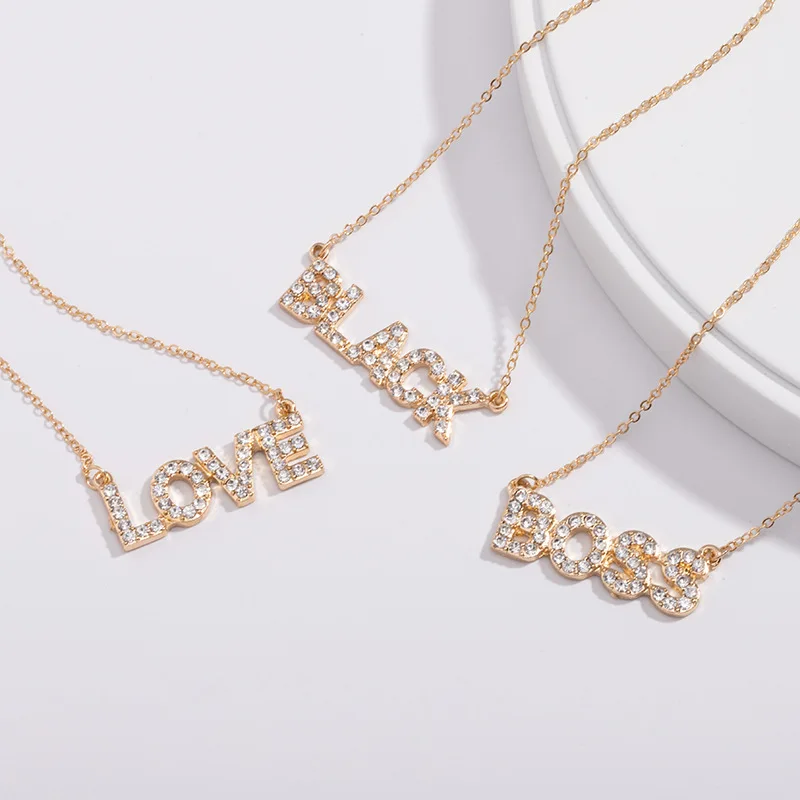 

Gold Chain Black Love Boss True Letters Heart Pendant Choker Necklaces Korean Fashion Minimalist Minimalism Party Jewelry
