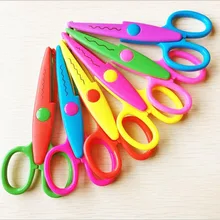 Милые цветные пластиковые украшения, детские ножницы, школьные офисные принадлежности, Детские Канцелярские Принадлежности для студентов, подарки(стиль случайный