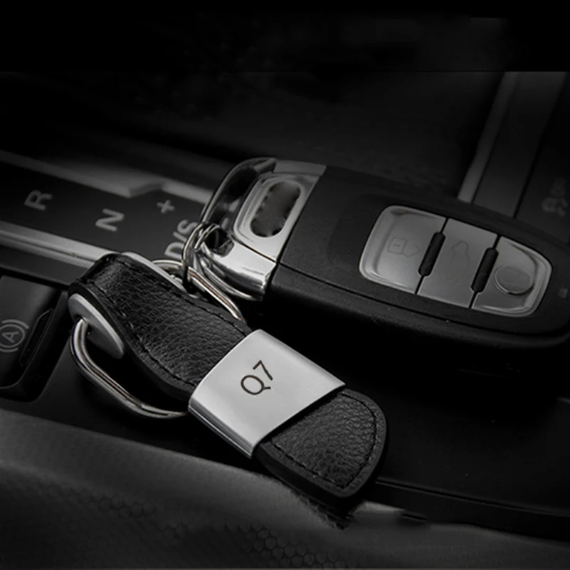 

For Audi Q7 4M SUV Quattro Car Logo Keychain Key Ring Keyring Key Holder Auto Interior Accessories