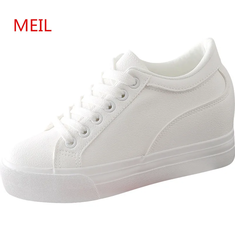 

Autumn Women Black White Platform Sneakers Casual Hidden Wedges Shoes for Women Heels Wedge Sneakers Women's Elevator Shoes
