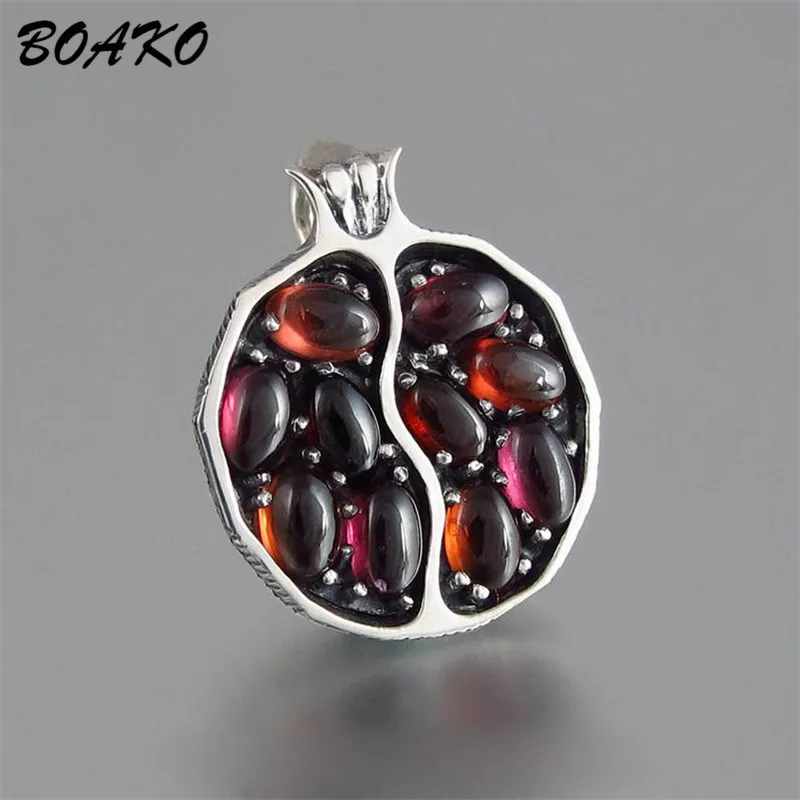 

Red Garnet Necklace Pomegranate Red CZ Stone Round Pendant Necklace for Women Charm Long Chain Necklace Statement Jewelry Kolye