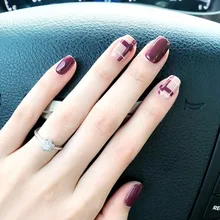

False Nail Tips Artificial Fake Nails Full Cover Art Designs 24Pcs Extensions Chocolate Color Candy Short Red Stickers Nail Set