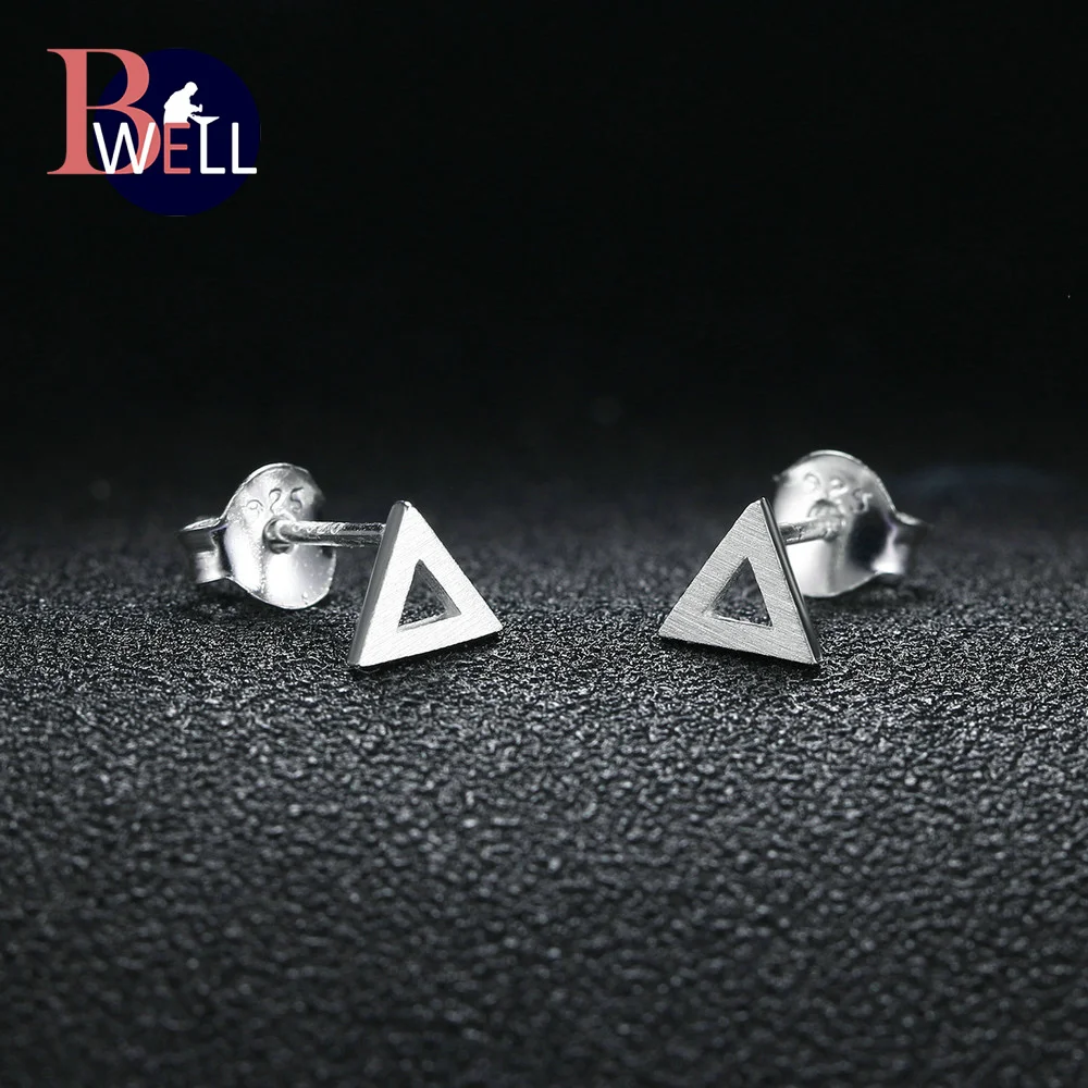 

Bwell Trendy Wiredrawing 100% 925 Sterling Silver Hollow Triangle Shape Stud Earring Fine Jewelry For Women As Gift BWEY220