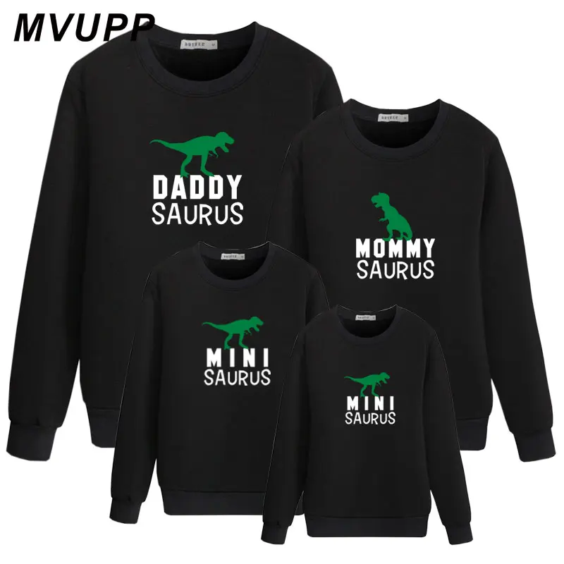 

Dragon Printed daddy son mother daughter clothes mommy and me family looks Sweater t shirt Sets Mom Dad Son Baby Girls 7 colors