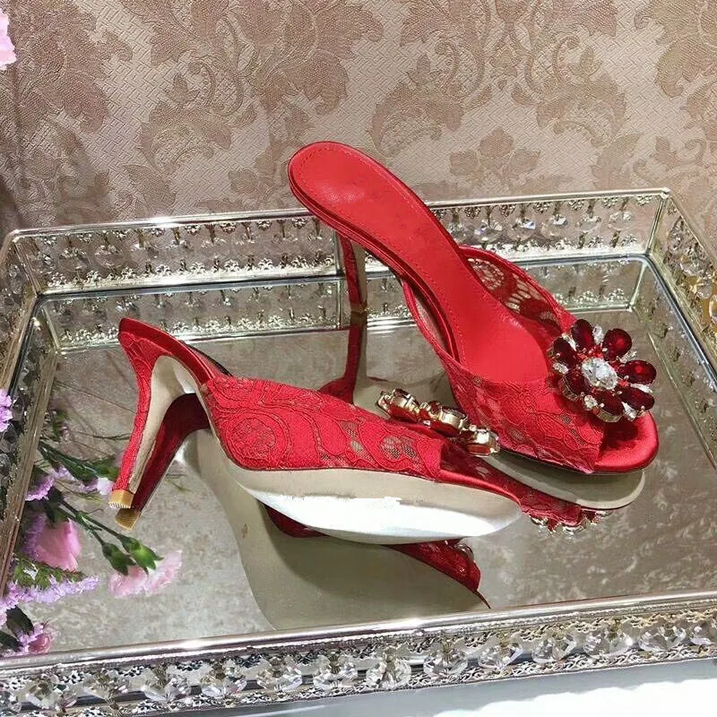 Стразы; кружевные шлепанцы с вырезами; Женская Роскошная обувь для вечеринок с кристаллами; пикантные женские туфли без задника на высоком каблуке с открытым носком