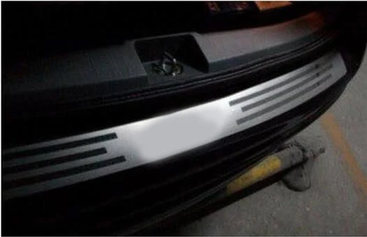 

2007 2008 2009 2010 2011 2012 For Suzuki SX4 REAR BUMPER PROTECTOR STEP PANEL BOOT COVER SILL PLATE TRUNK TRIM