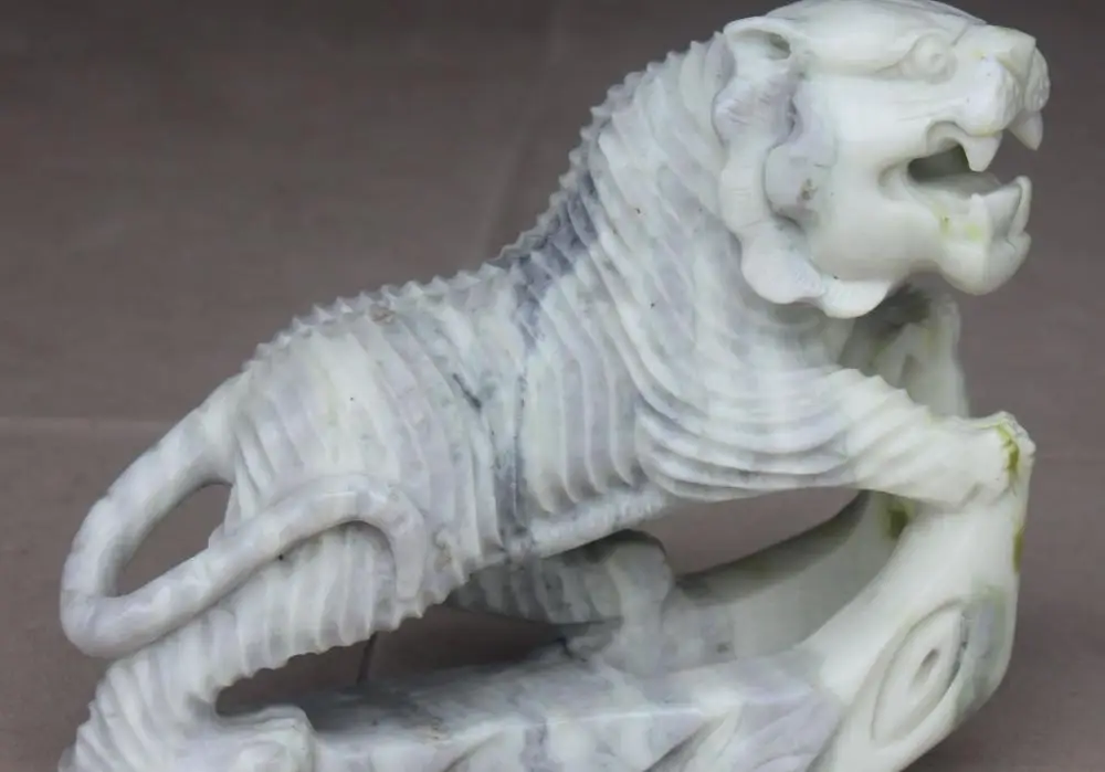 

10" Chinese FengShui Folk Handmade Jade Guardion Beast Tiger Animal Statue