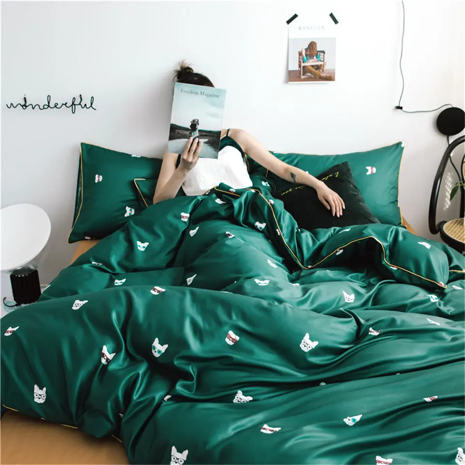 

Bed Linens Bulldog Bed Sheet 2 People Luxury Washed Silk Bedding Set Quilt Cover Set Double Green Dog Printing Nordic style
