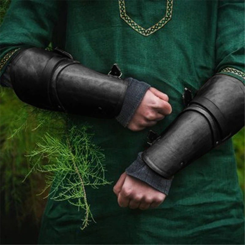 

New Punk Zelda Legend Outdoor Arm Protection Armband COS Imitation Leather Retro Hand Wrist Cosplay Medieval Knight Armor Hand