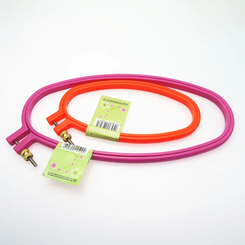 

High Quality Plastic Oval Embroidery Hoop Random Color Adjustable Circle Hoop Embroidery Frame for Cross Stitch Handcraft