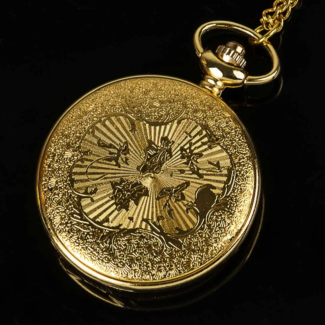 

Vintage Gold Locomotive Motor Railway Steampunk Pocket Watches For Men Women Charming Pendant Necklace Clock Gift