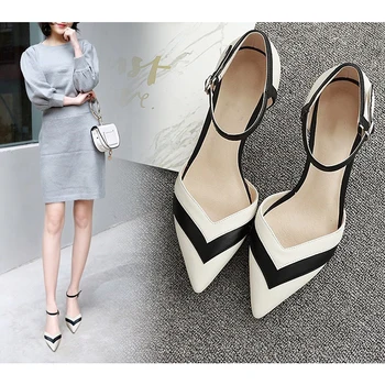 sapatos kitten heels