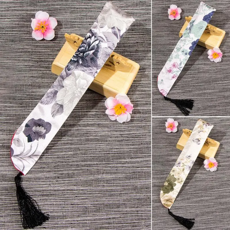 2018 New High Quality Vintage Style Decorative Folding Hand Fan Pouch