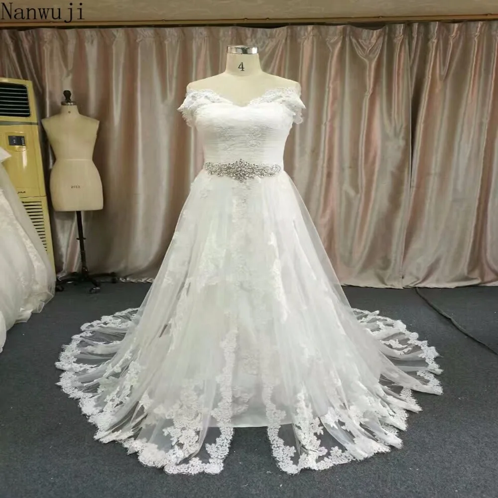 

2018 High Quality Exquisite Lace Backless Wedding Dresses 2018 Boho Chic Wedding Dress Bridal Gowns robe de mariag Beach dres