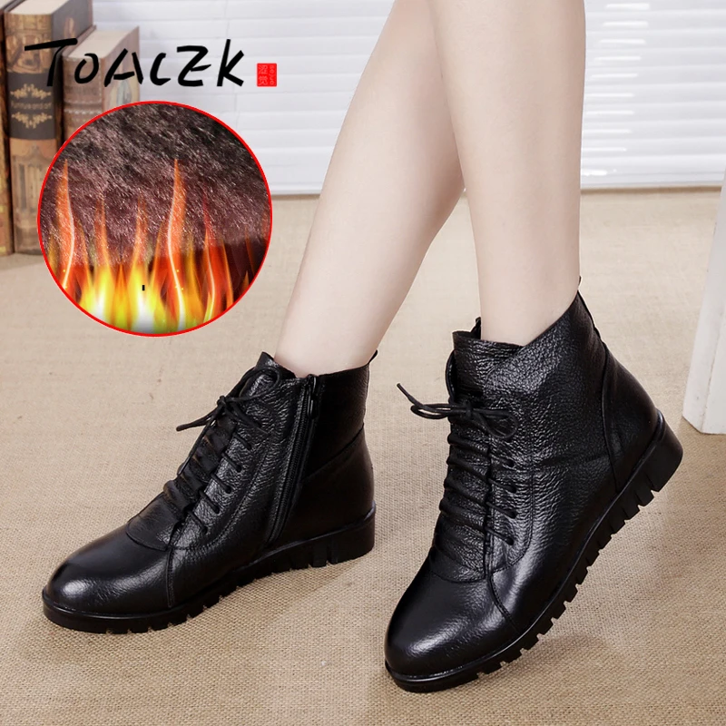 

Leather cotton shoes women's flat leather boots short tube warm boots soft bottom boots winter casual women's shoes