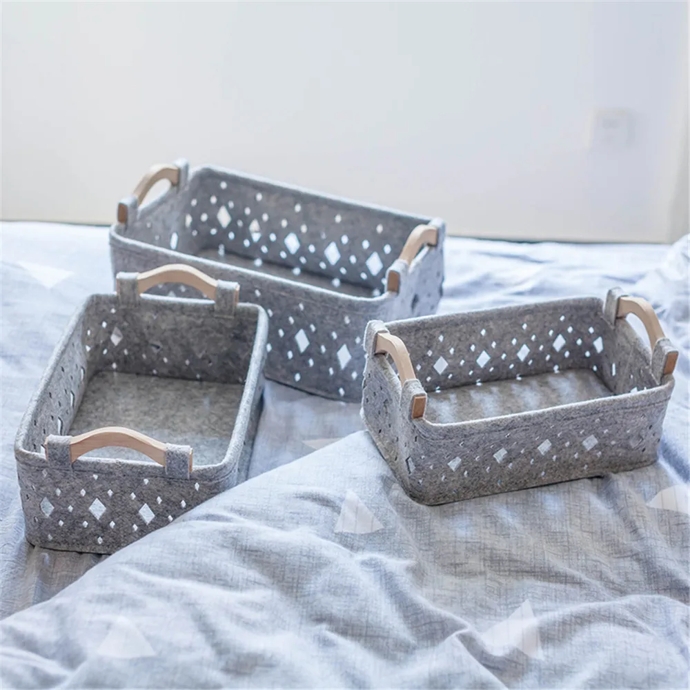 

Nordic Grey Felt Cloth Storage Basket Hollow Sundries Organizer Frame Ins Wooden Handles Book Toys Finishing Basket