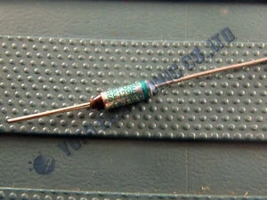 

Free Shipping One Lot 5pcs SF129E SEFUSE SF/E SF 129E Thermal Fuse Schott New