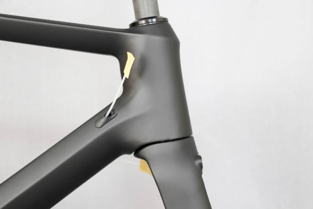 Прочная и жесткая карбоновая рама для шоссейного велосипеда Di2, совместимая с Аэро карбоновой рамой для шоссейного велосипеда, карбоновая рама без таможенной платы