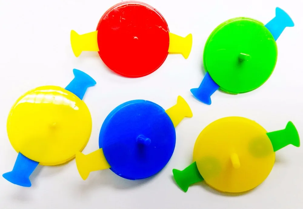 12 Plastic Spin Tops
